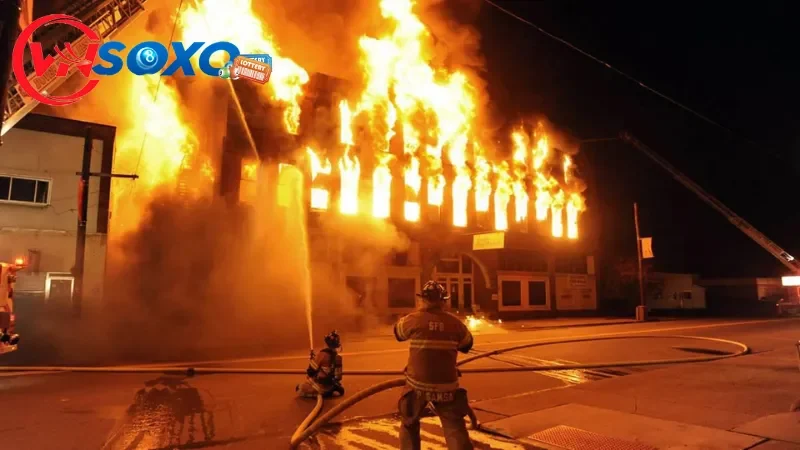 Ngủ mơ thấy nhà cháy là tòa cao ốc lớn Ngủ mơ thấy nhà cháy là tòa cao ốc lớn